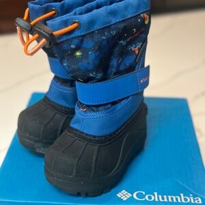 Toddler Columbia snow boots sz 6